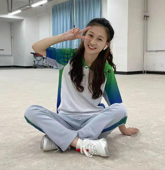 金沙威尼斯欢乐娱人城国奖风采｜黄宗威：追风赶月莫停留平芜尽处是青山(图2)