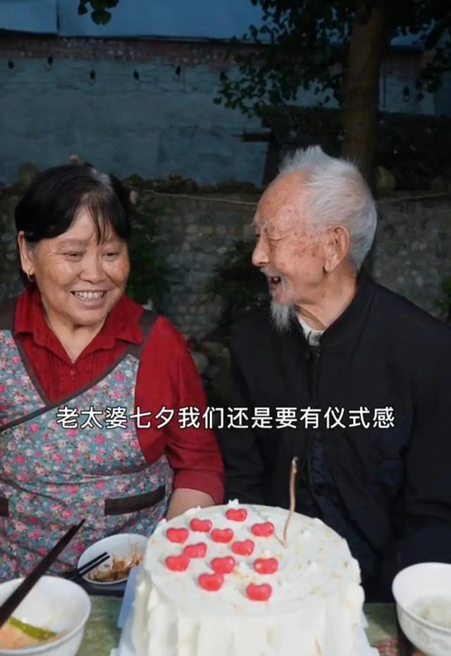 金沙威尼斯千万粉丝网红去世！原因令人唏嘘11个月前丈夫离世(图5)